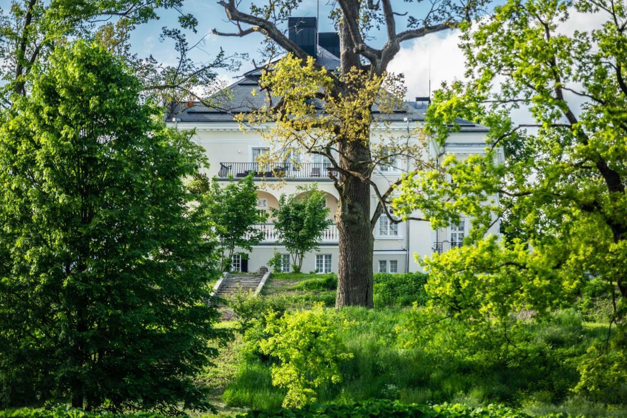 Palac Komierowo Sępólno Krajeńskie Exterior foto